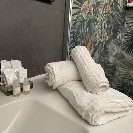 Casa Flavia -Spazio E Comfort Nel Centro Storico Apartment *